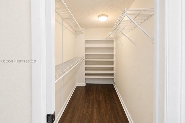 8400 SW 133rd Ave Road 318, Miami, FL 33183