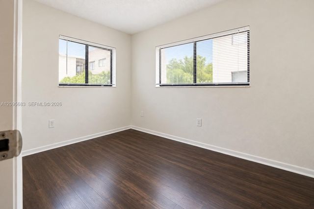 8400 SW 133rd Ave Road 318, Miami, FL 33183
