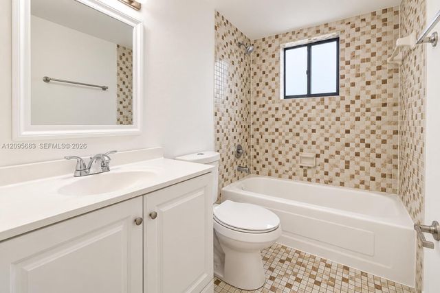 8400 SW 133rd Ave Road 318, Miami, FL 33183