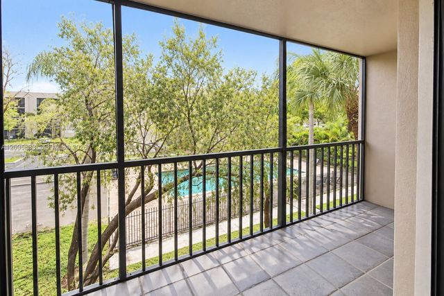 8400 SW 133rd Ave Road 318, Miami, FL 33183