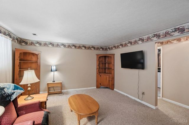 3835 Schroeder Drive, Fairfield, OH 45011