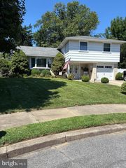 9762 REDD RAMBLER TER, Philadelphia, PA 19115