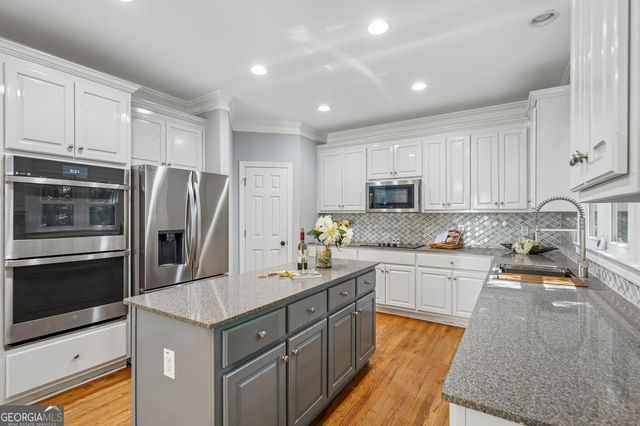 614 Owl Creek Drive, Powder Springs, GA 30127
