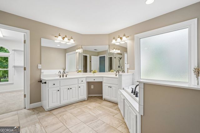 614 Owl Creek Drive, Powder Springs, GA 30127