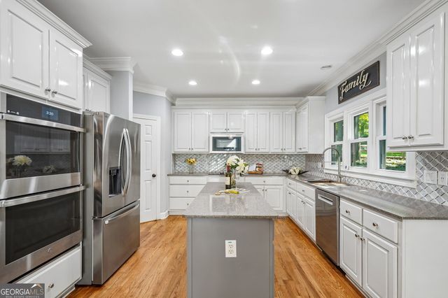 614 Owl Creek Drive, Powder Springs, GA 30127