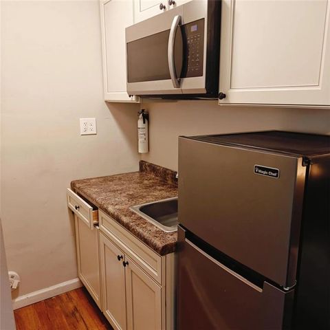 6480 Buckhurst Trail, Atlanta, GA 30349