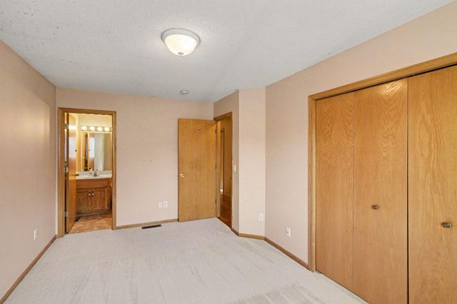 10241 Madison Street NE, Blaine, MN 55434