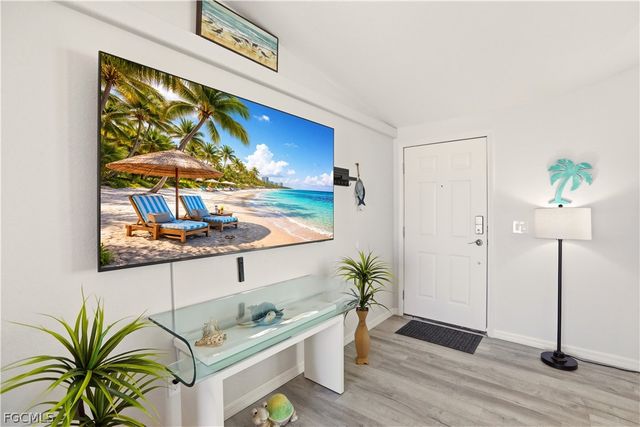 158 Nanaimo TRL, Fort Myers Beach, FL 33931