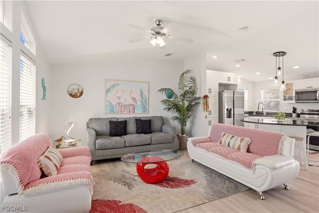 158 Nanaimo TRL, Fort Myers Beach, FL 33931