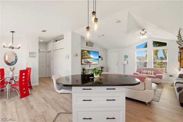 158 Nanaimo TRL, Fort Myers Beach, FL 33931