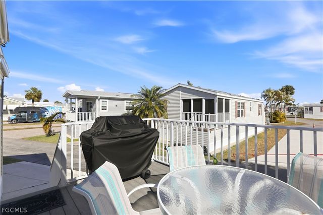 158 Nanaimo TRL, Fort Myers Beach, FL 33931