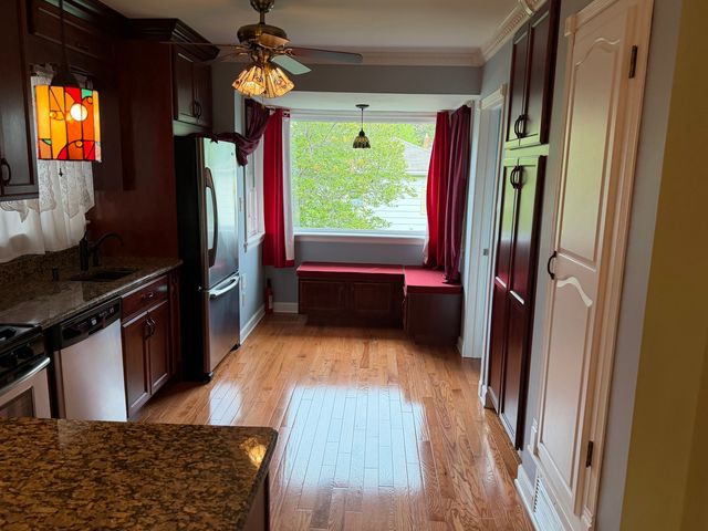 5705 S Nottingham Avenue, Chicago, IL 60638
