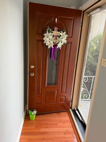 5705 S Nottingham Avenue, Chicago, IL 60638