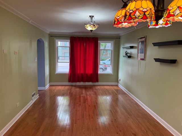 5705 S Nottingham Avenue, Chicago, IL 60638