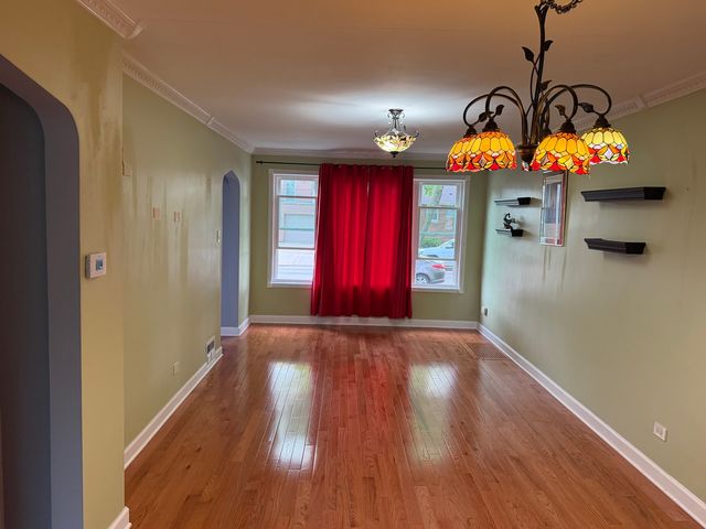 5705 S Nottingham Avenue, Chicago, IL 60638