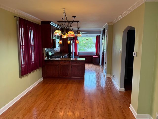 5705 S Nottingham Avenue, Chicago, IL 60638