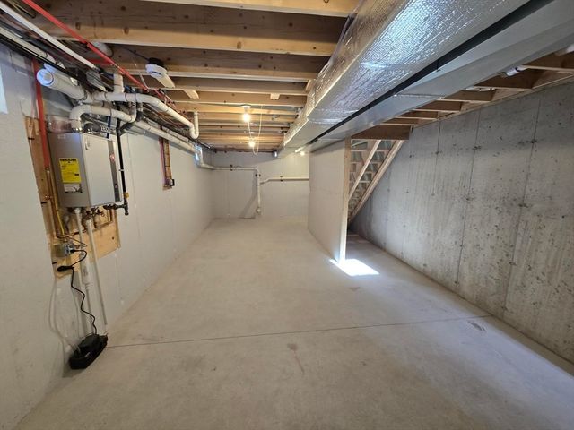 184 Howard Street, Ludlow, MA 01056