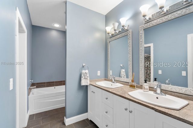 53 Graham Hall N, Ridgeland, SC 29936