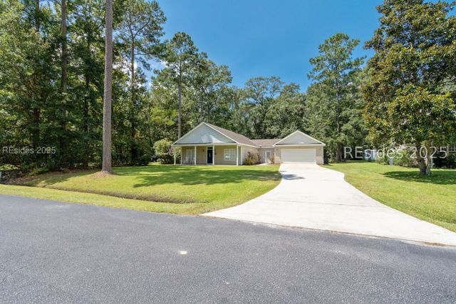 53 Graham Hall N, Ridgeland, SC 29936