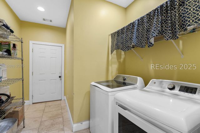 53 Graham Hall N, Ridgeland, SC 29936