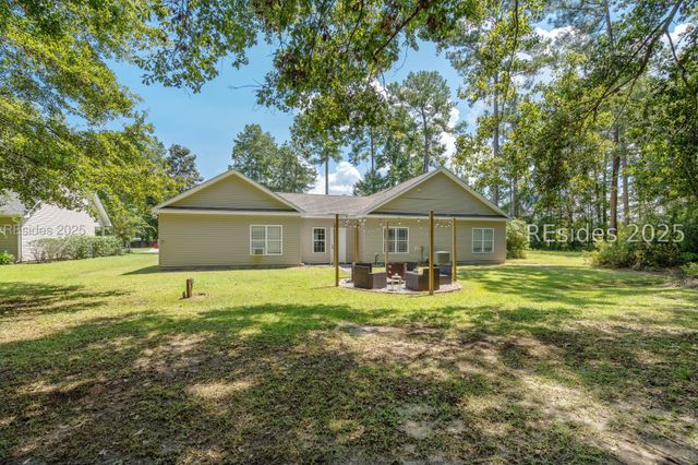 53 Graham Hall N, Ridgeland, SC 29936