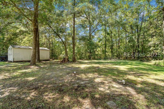 53 Graham Hall N, Ridgeland, SC 29936