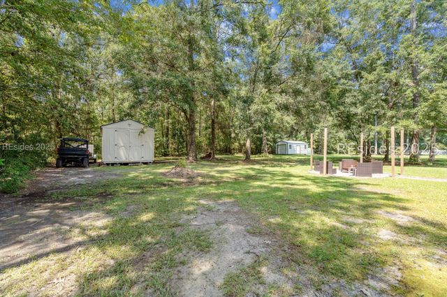 53 Graham Hall N, Ridgeland, SC 29936