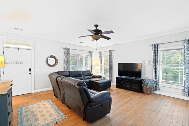 53 Graham Hall N, Ridgeland, SC 29936