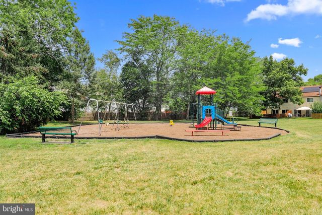 1 GINGER DR, Lumberton, NJ 08048