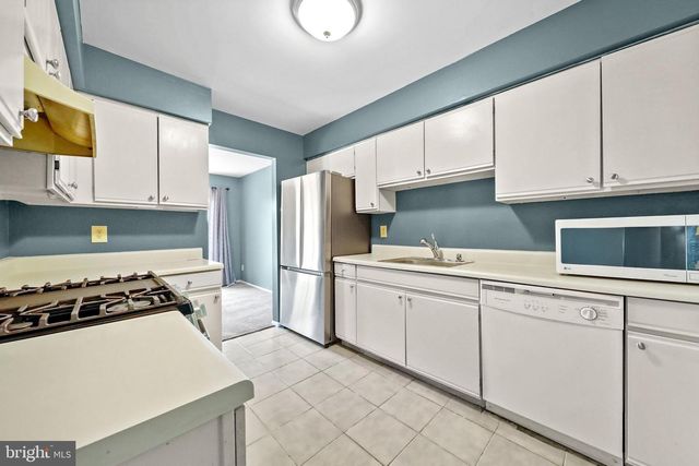 1 GINGER DR, Lumberton, NJ 08048