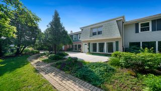 150 W RUSSELL Street 10, Roscoe, IL 61073