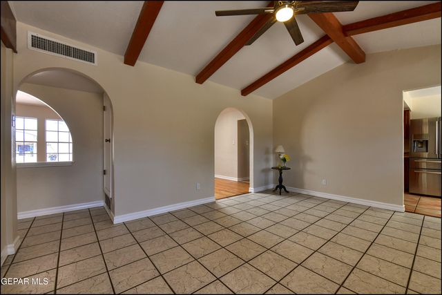132 MASQUERADE Lane, El Paso, TX 79912