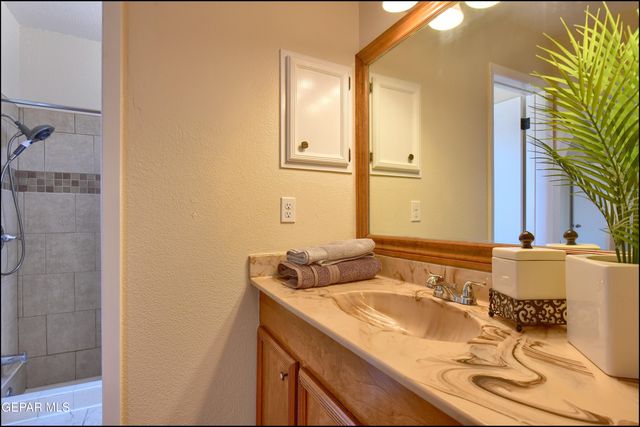 132 MASQUERADE Lane, El Paso, TX 79912