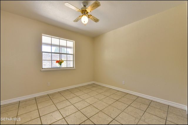 132 MASQUERADE Lane, El Paso, TX 79912