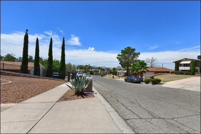 132 MASQUERADE Lane, El Paso, TX 79912