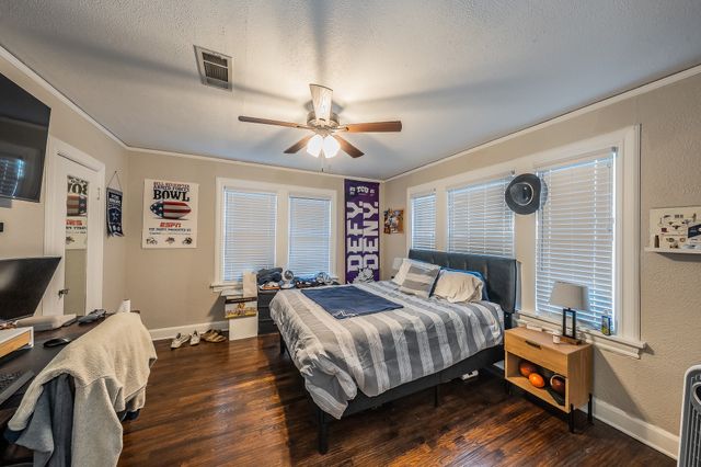 3257 Greene Avenue, Fort Worth, TX 76109