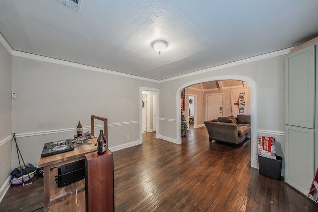 3257 Greene Avenue, Fort Worth, TX 76109