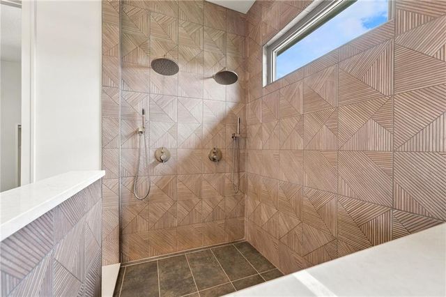 1117 Hummingbird Court, Greenwood, MO 64034