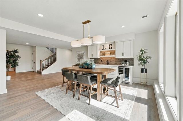 1117 Hummingbird Court, Greenwood, MO 64034