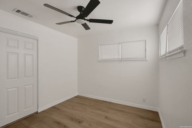 6563 Fox Run, San Antonio, TX 78233