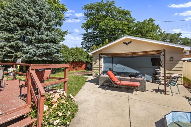 223 Gregory Avenue, Munster, IN 46321