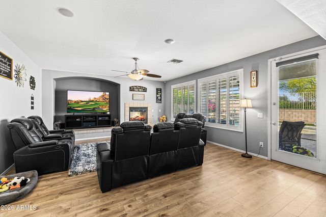 14759 N 182ND Avenue, Surprise, AZ 85388