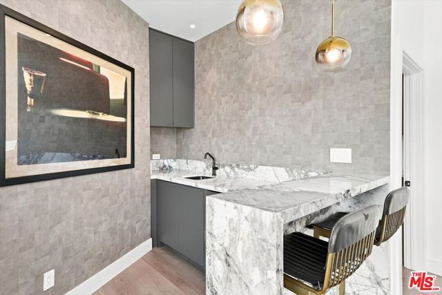 1027 Ravoli Drive, Los Angeles, CA 90272