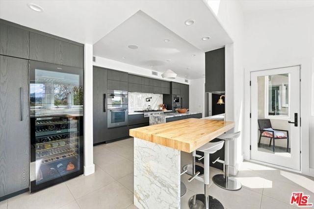 1027 Ravoli Drive, Los Angeles, CA 90272