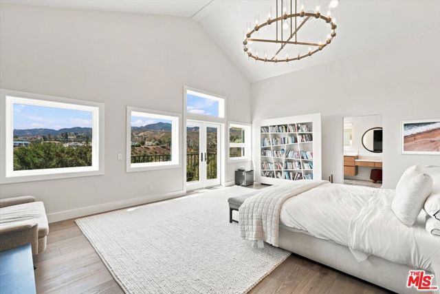 1027 Ravoli Drive, Los Angeles, CA 90272