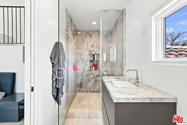 1027 Ravoli Drive, Los Angeles, CA 90272