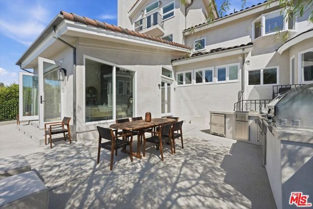 1027 Ravoli Drive, Los Angeles, CA 90272