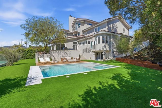 1027 Ravoli Drive, Los Angeles, CA 90272