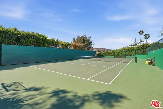 1027 Ravoli Drive, Los Angeles, CA 90272