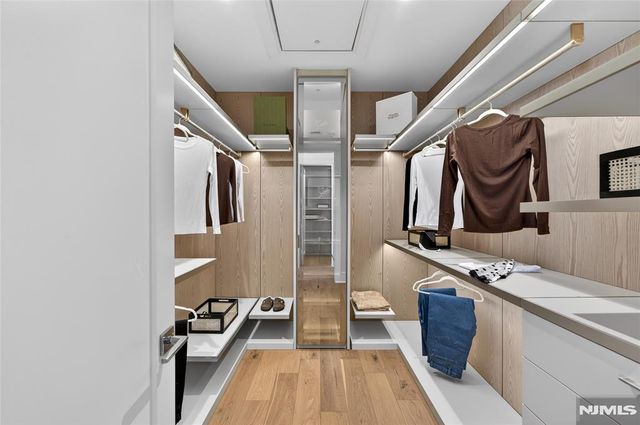 16-18 Paris Avenue 3, Rockleigh, NJ 07647